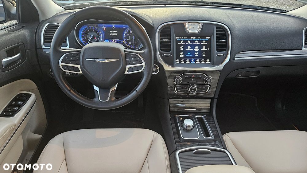 Chrysler 300 - 8