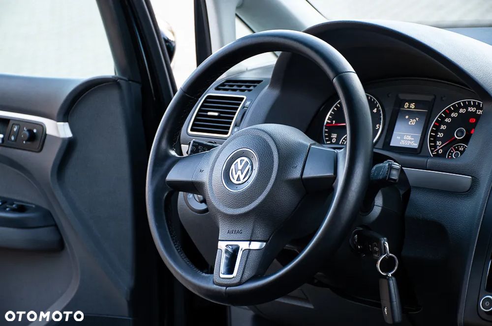 Volkswagen Touran 1.6 TDI DPF Trendline - 15