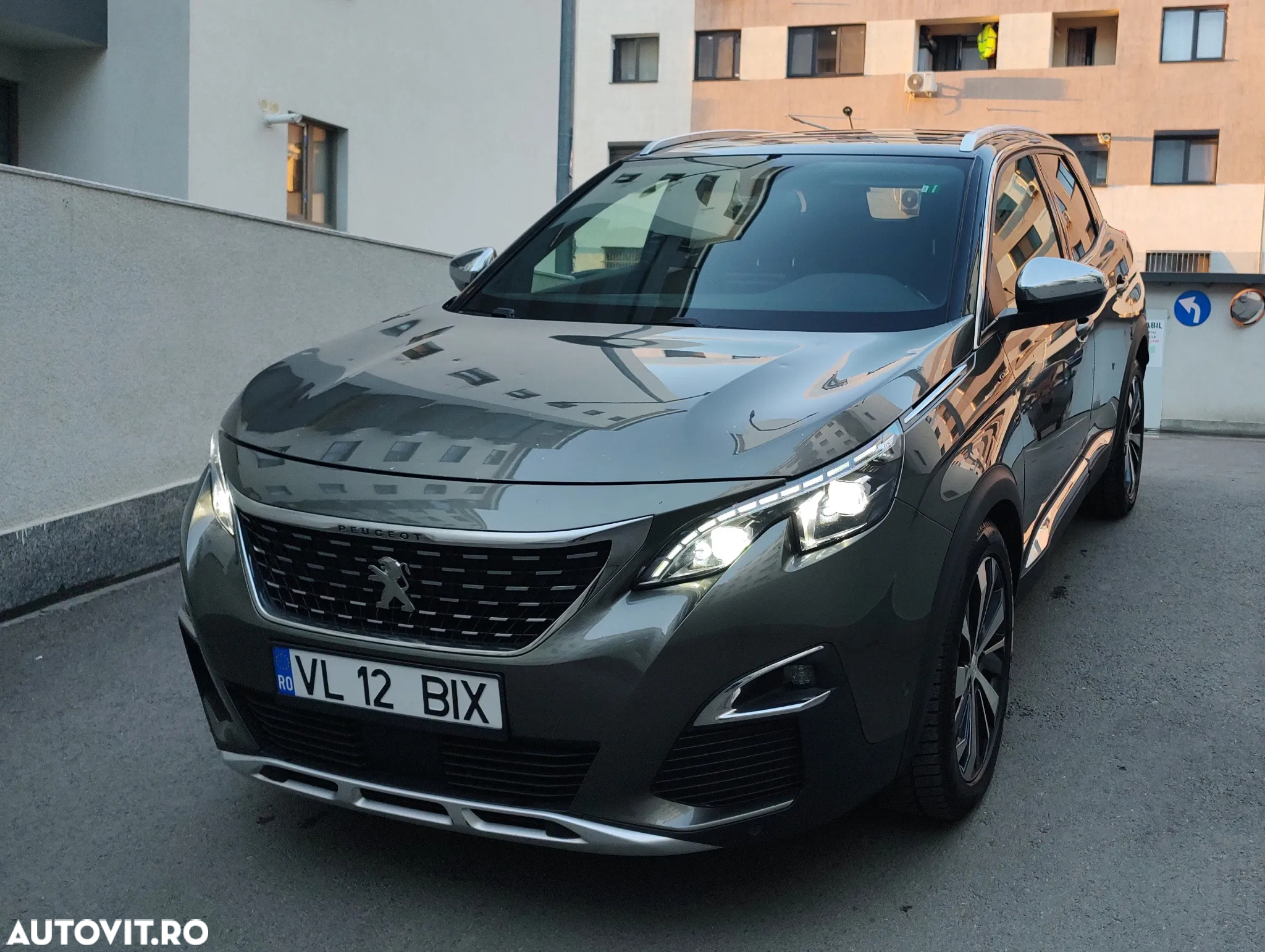 Peugeot 3008 2.0 BlueHDI S&S EAT6 GT - 2