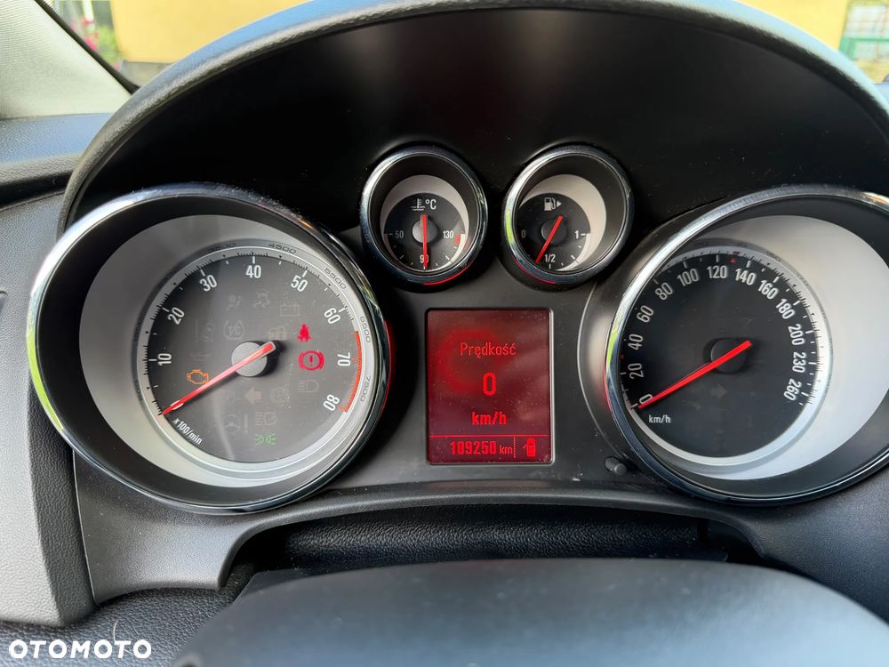Opel Astra 1.4 T EU6 - 3