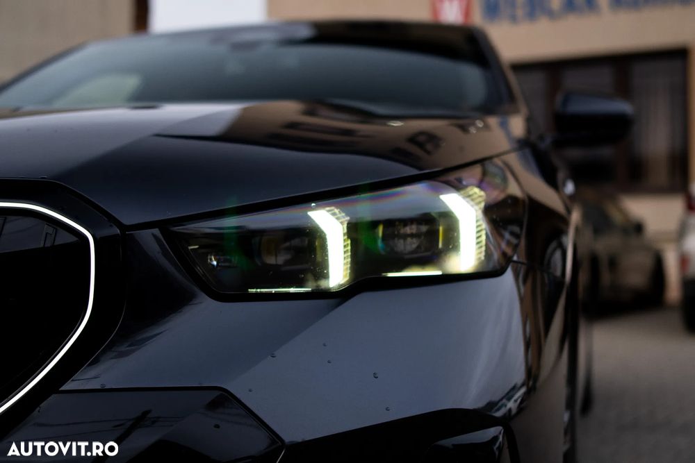 BMW Seria 5 520i Aut. - 9