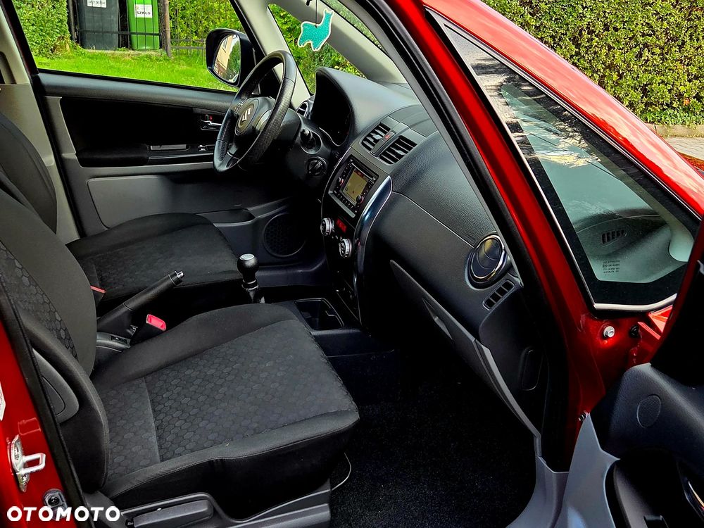 Suzuki SX4 1.6 VVT 4x4 Style - 7