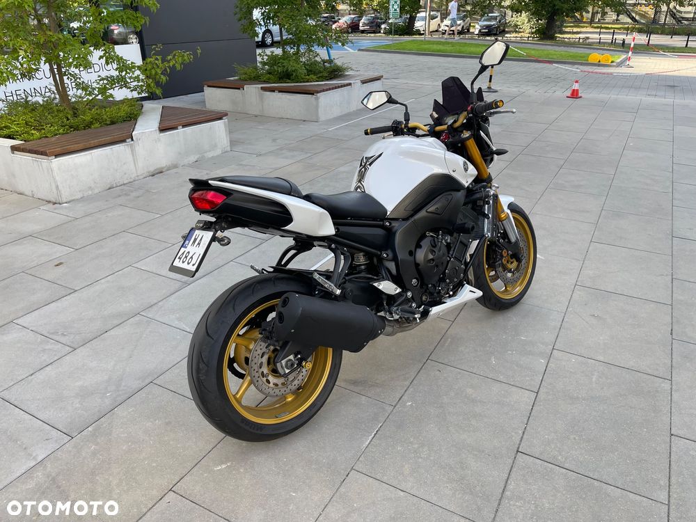 Yamaha FZ - 18