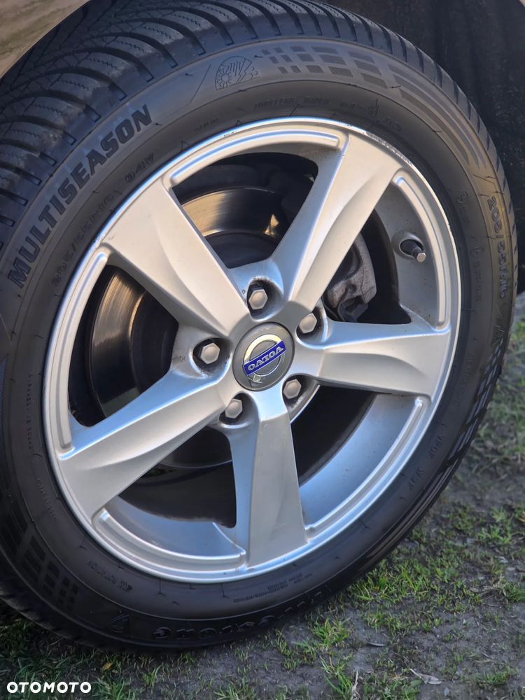 Volvo V40 D2 Base - 10