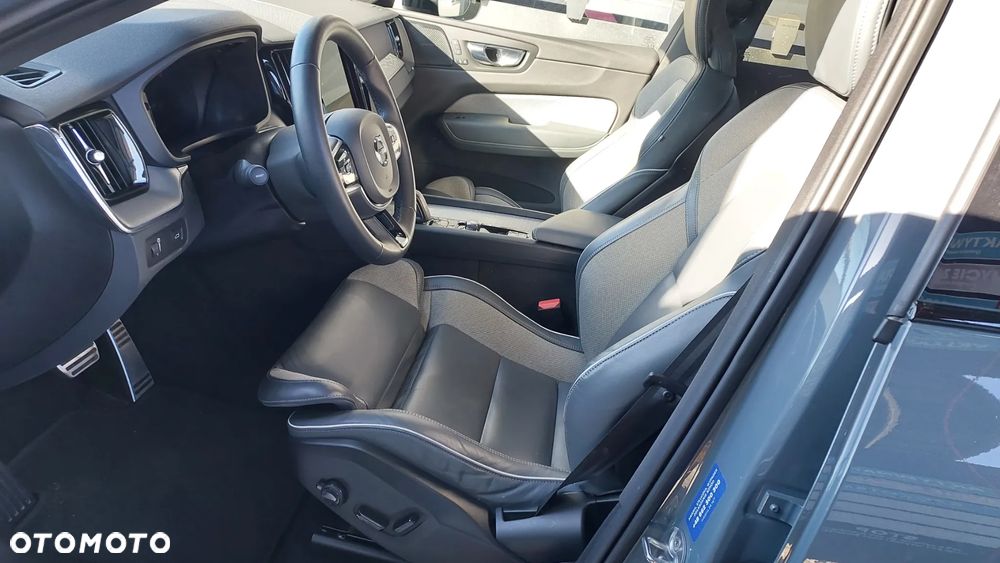 Volvo XC 60 D4 AWD R-Design - 20