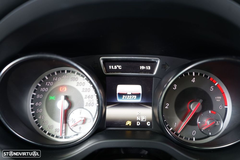 Mercedes-Benz CLA 220 (CDI) d 7G-DCT AMG Line - 24