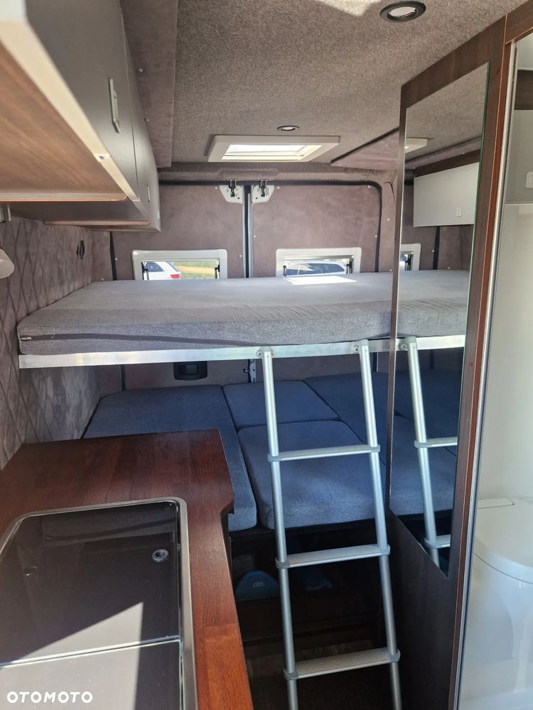 Fiat Ducato Campervan 4 osobowy , 2 łóżka 150x185 Klima Postojowa FV23% - 8