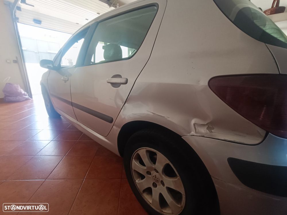 Peugeot 307 - 3