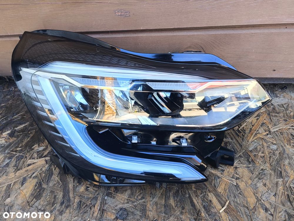 Lampa prawa Full LED Renault Captur II 2 2019-2024 260104900R - 1