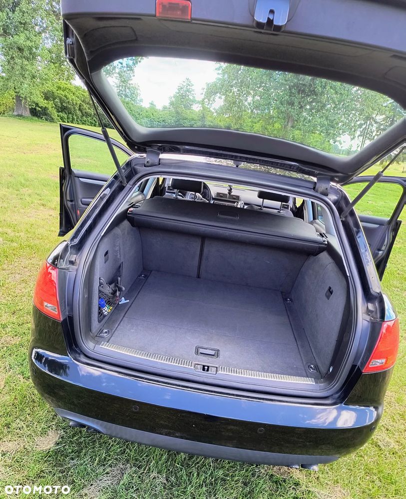 Audi A4 Avant 2.0 TDI - 9