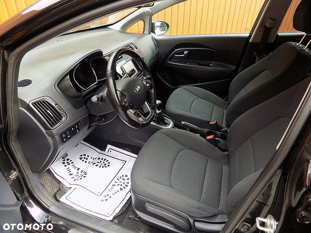 Kia Rio 1.2 Dream Team Edition - 5