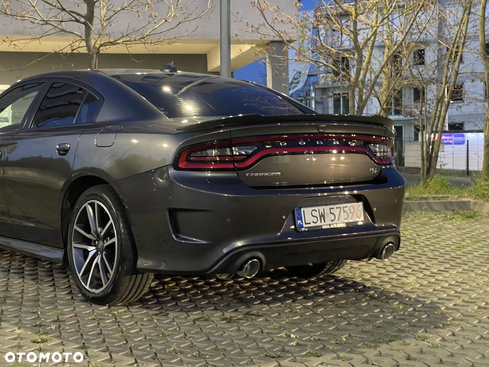 Dodge Charger 5.7 R/T - 25