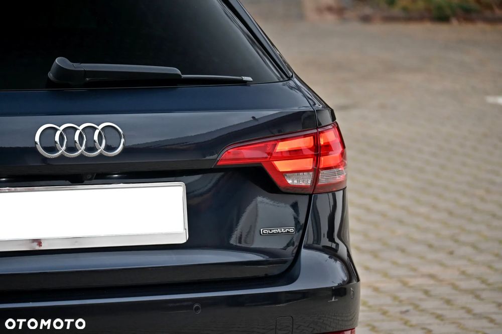 Audi A4 Avant 2.0 TDI DPF clean diesel quattro S tronic S line Sportpaket - 19