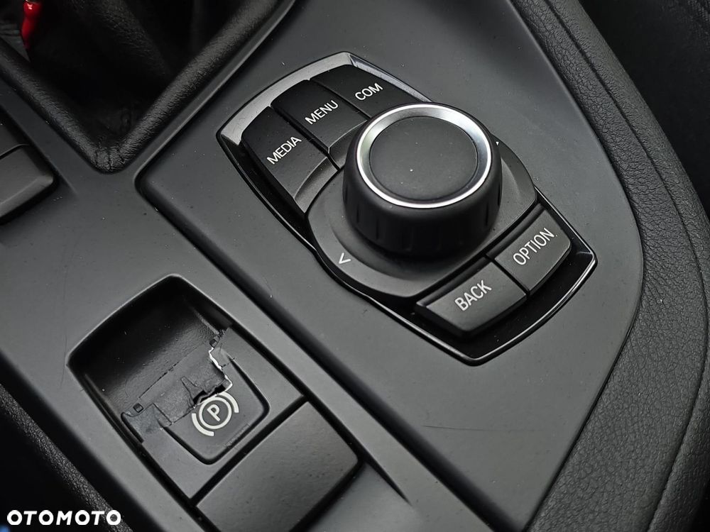 BMW X1 sDrive16d Advantage - 18