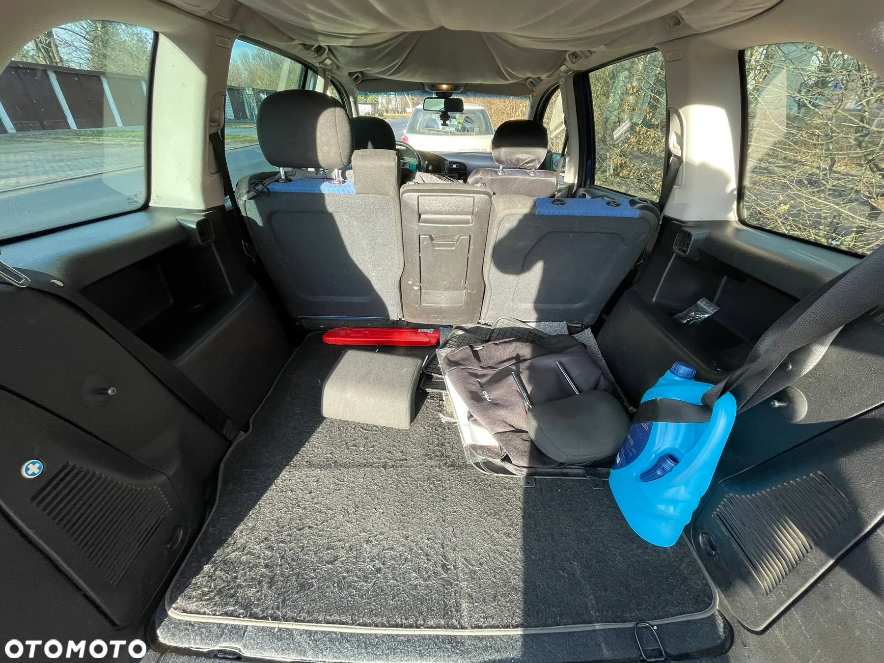 Opel Zafira 2.2 DTI - 10