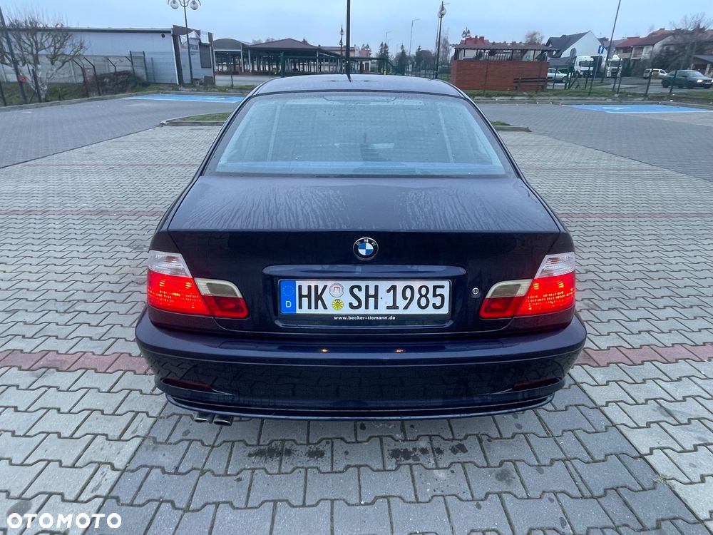 BMW Seria 3 323Ci - 7