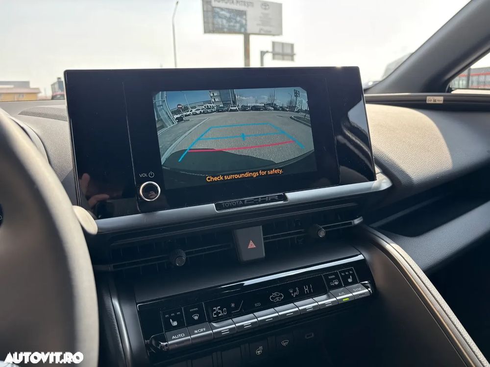TOYOTA C-HR 2026 — imagine 13