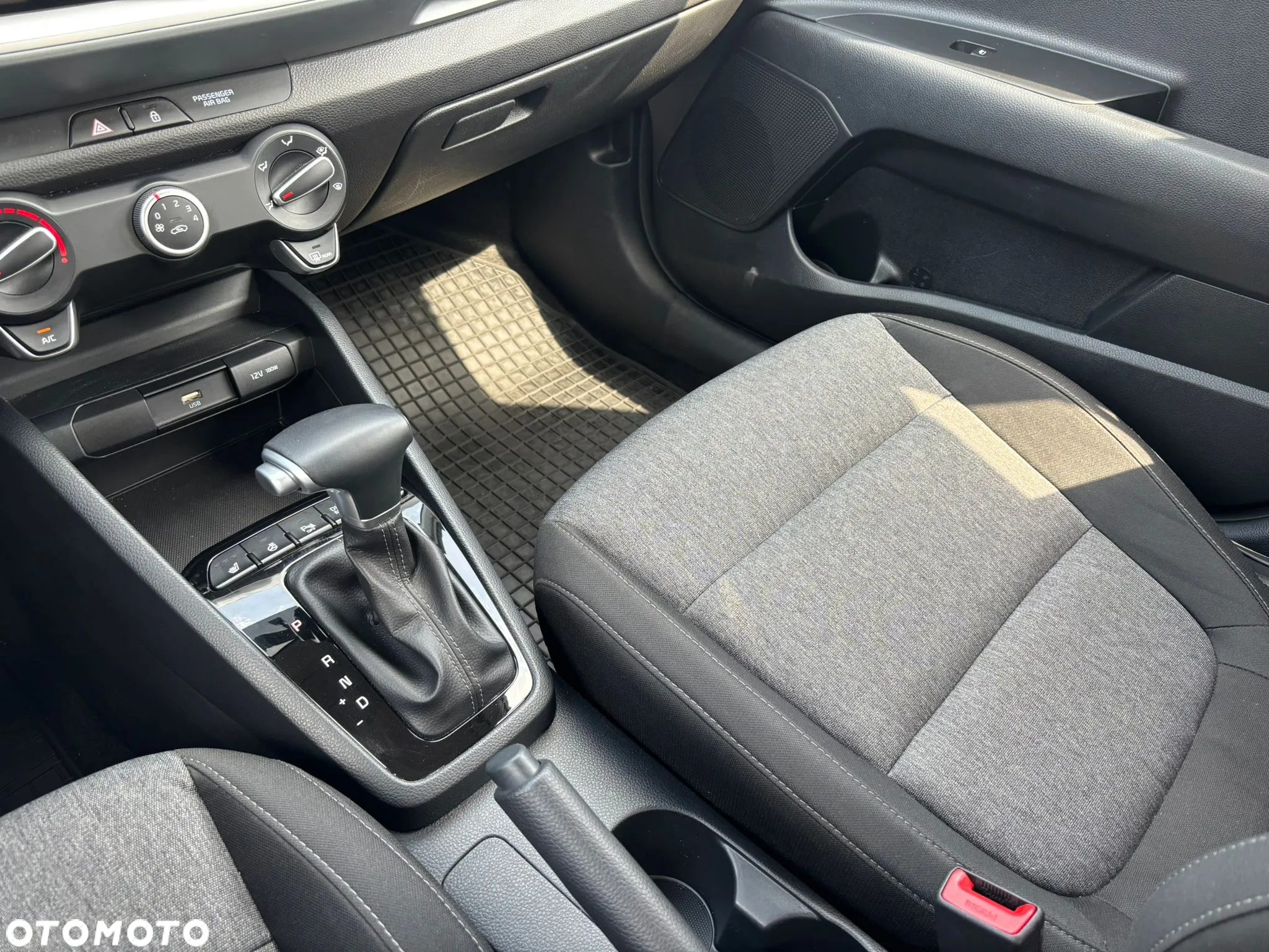 Kia Stonic 1.0 T-GDI M DCT - 22