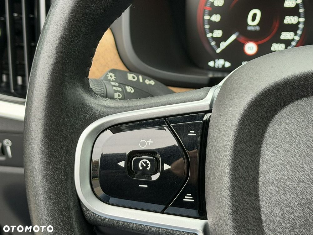 Volvo S90 - 21