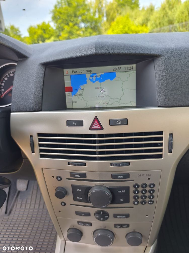 Opel Astra 1.6 Sport - 8