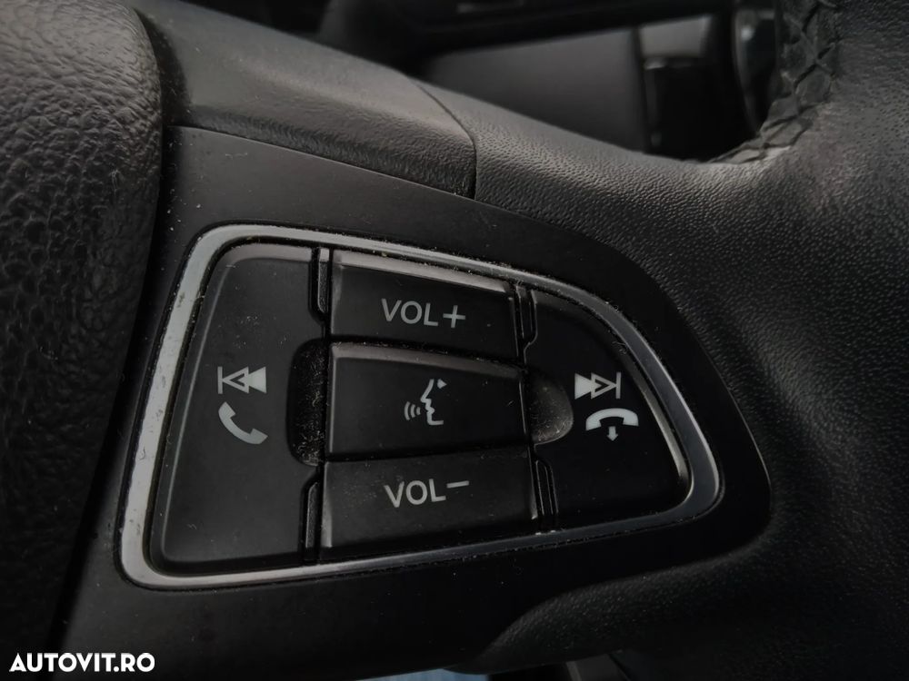 Ford EcoSport 1.5 EcoBlue Titanium - 17