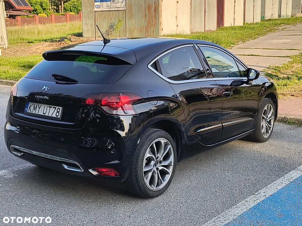 Citroën DS4 HDi 165 SportChic - 4