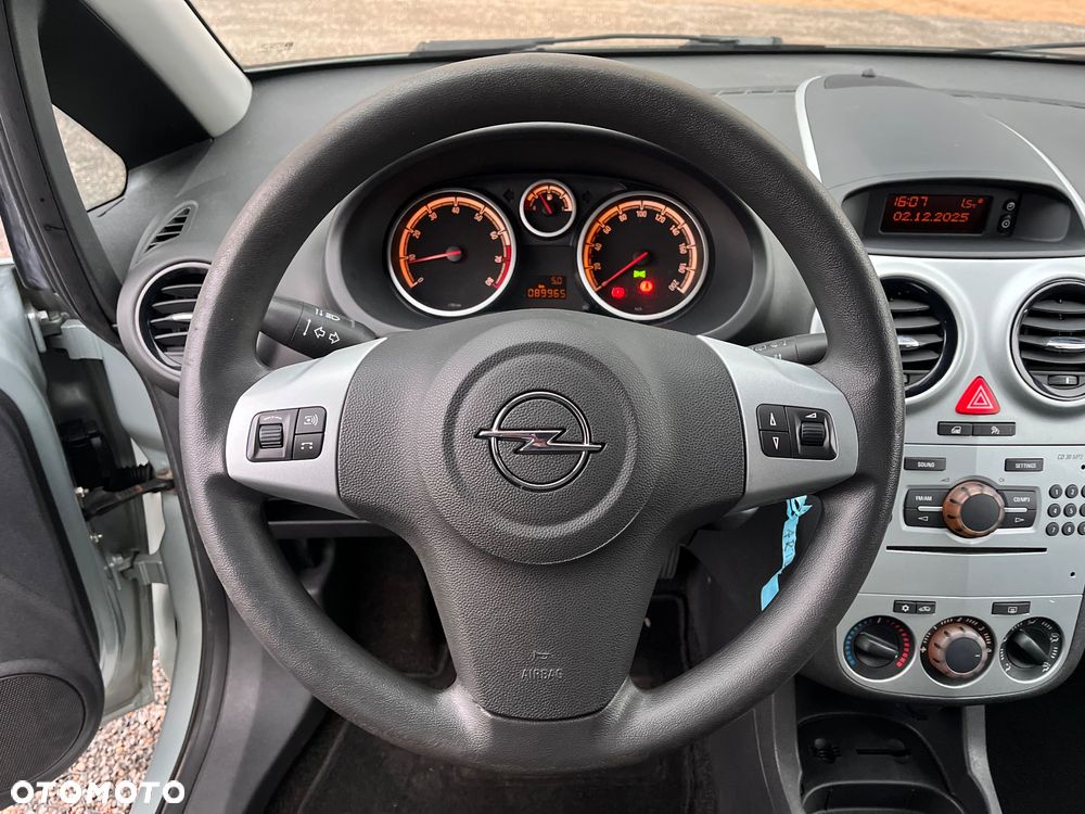 Opel Corsa - 25
