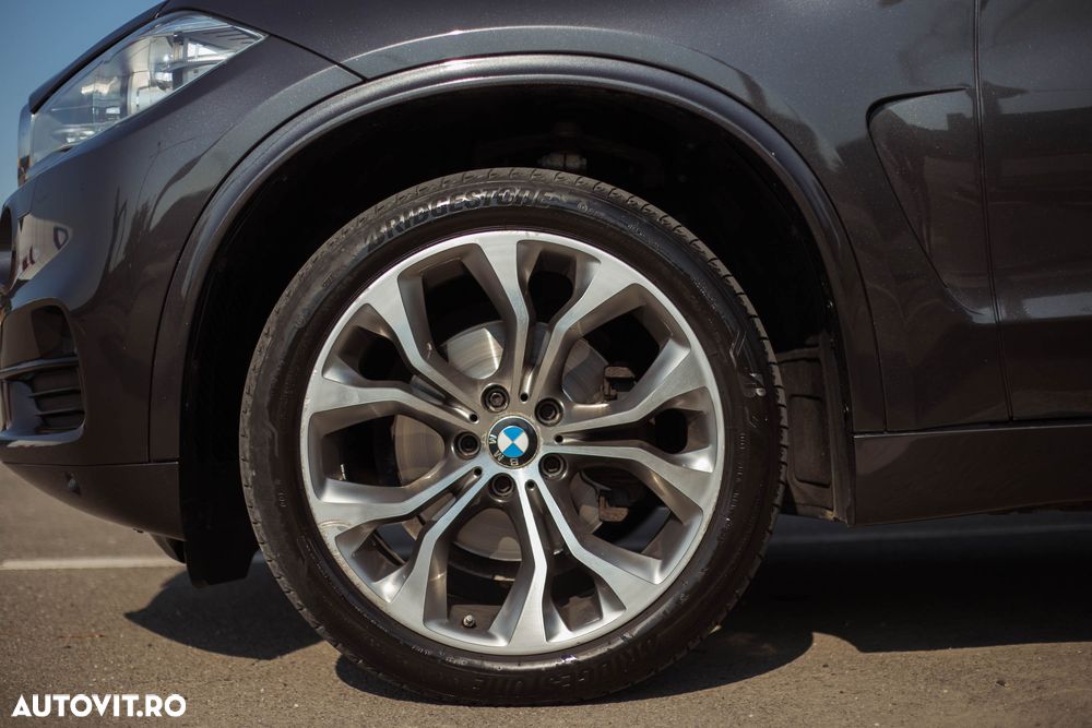 BMW X5 xDrive30d - 14