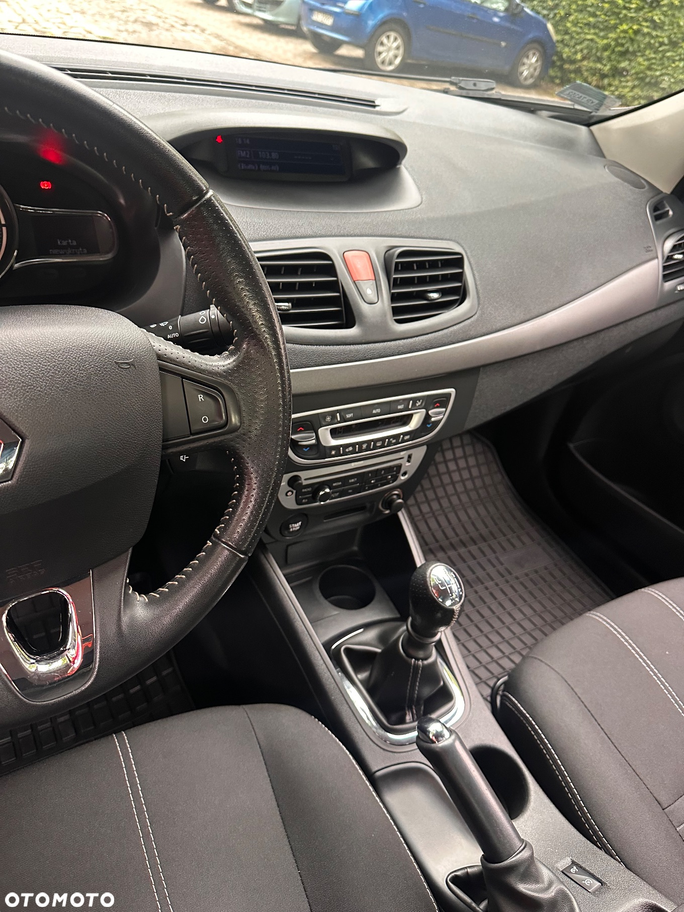 Renault Fluence 1.5 dCi Life - 12