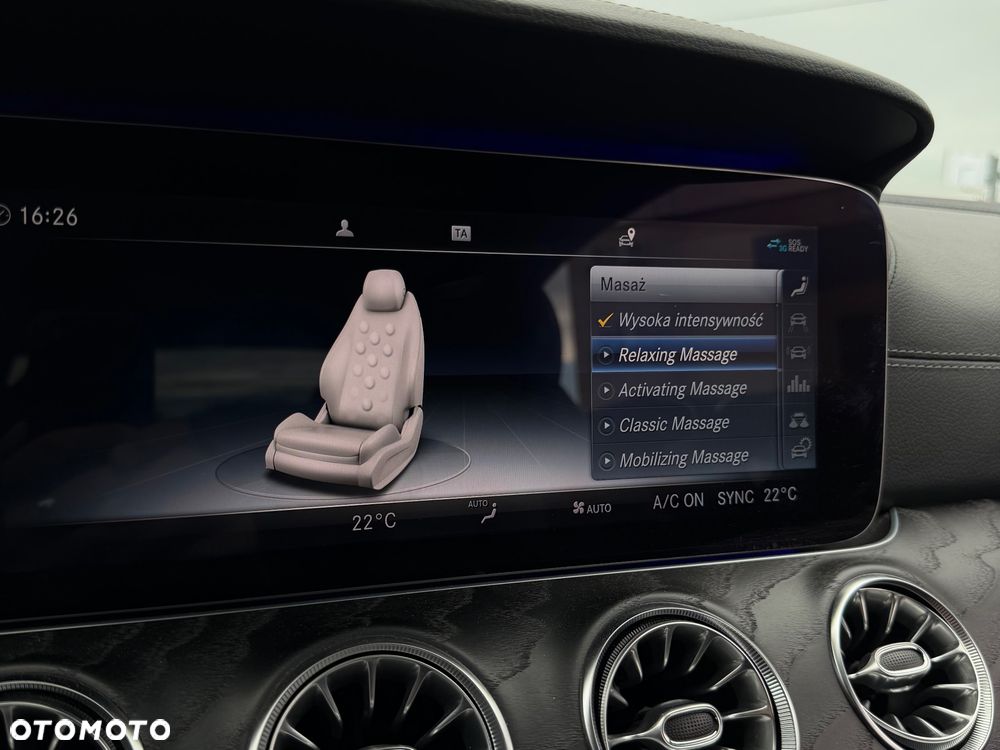 Mercedes-Benz Klasa E 400 4-Matic 9G-TRONIC - 19
