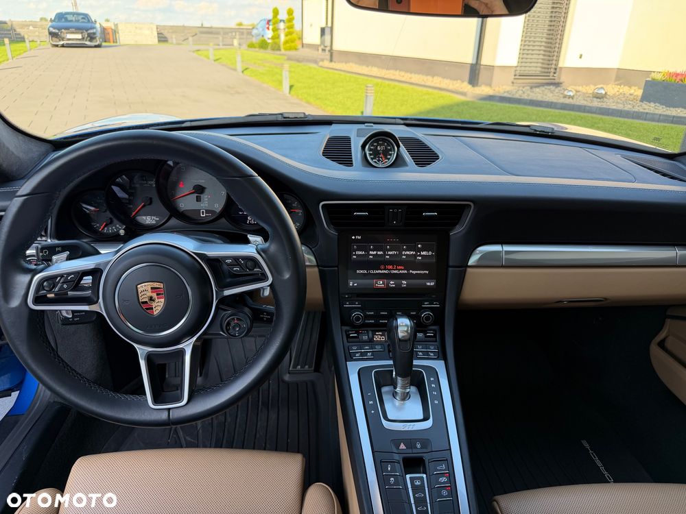 Porsche 911 Carrera 4S PDK - 27