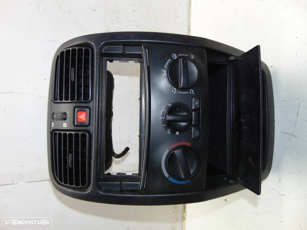 Mitsubishi space star/cargo consola frontal - 2