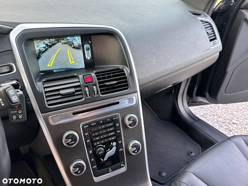 Volvo XC 60 D4 Summum - 32