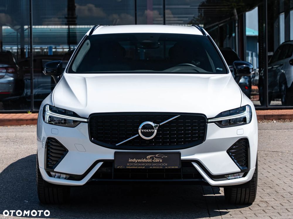 Volvo XC 60 B4 B Plus Dark - 15