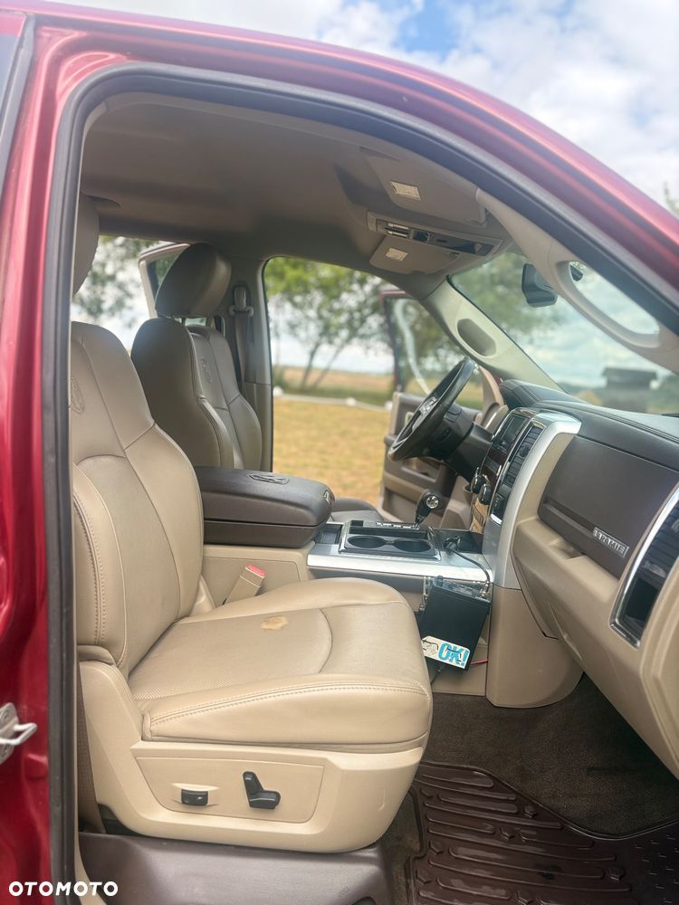 Dodge RAM 5.7 4x4 - 11