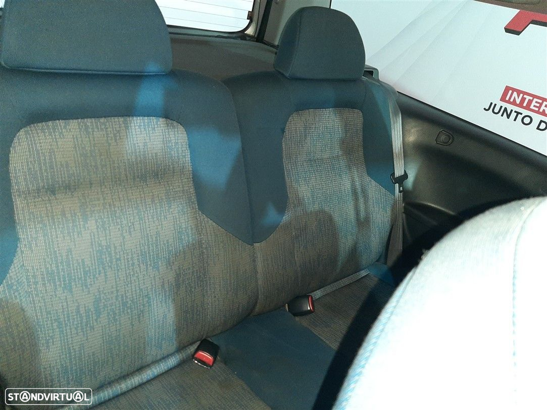 Honda HR-V 1.6 LS - 12