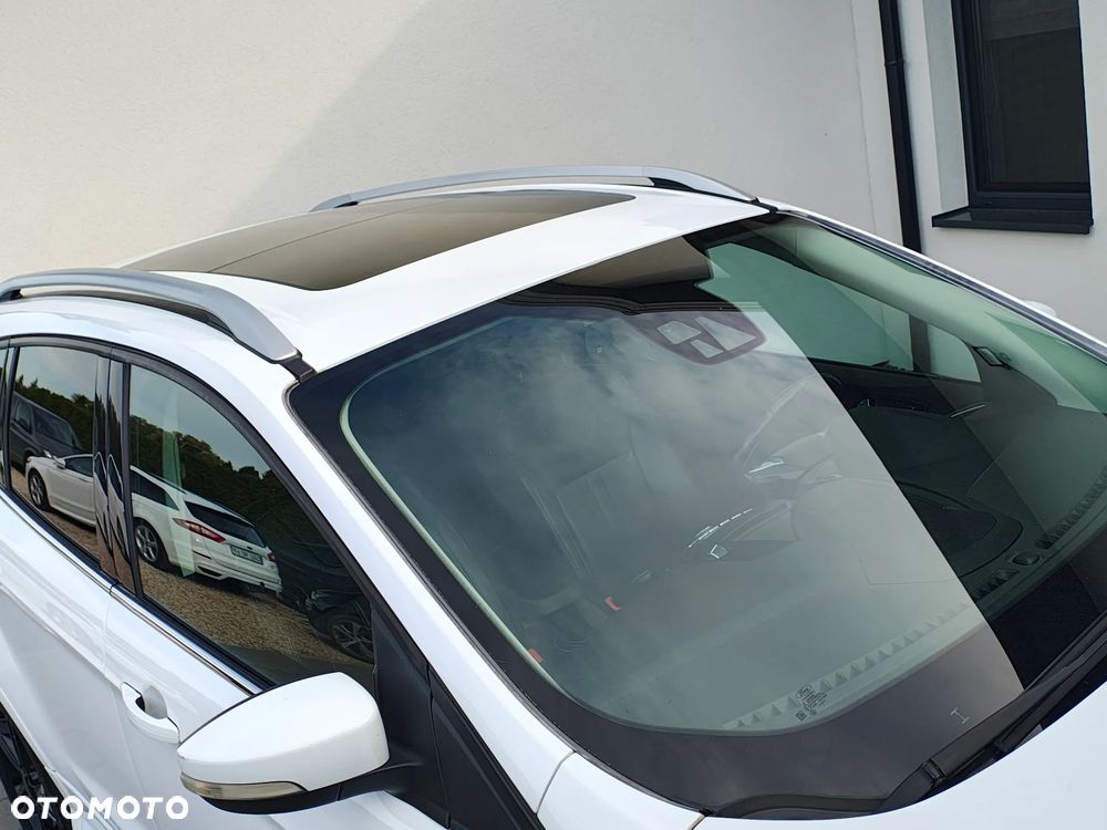 Ford Kuga - 22