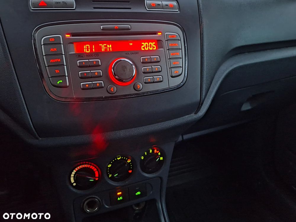 Ford Transit connect - 15