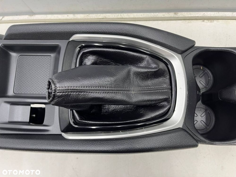 Tunel środkowy Nissan X-Trail III T32 Rogue 13-21r. podłokietnik obudowa uchwyty na kubki mieszek - 6