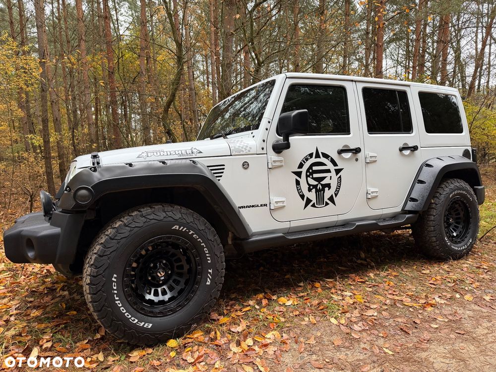 Jeep Wrangler 3.6 Unlim Sahara - 2