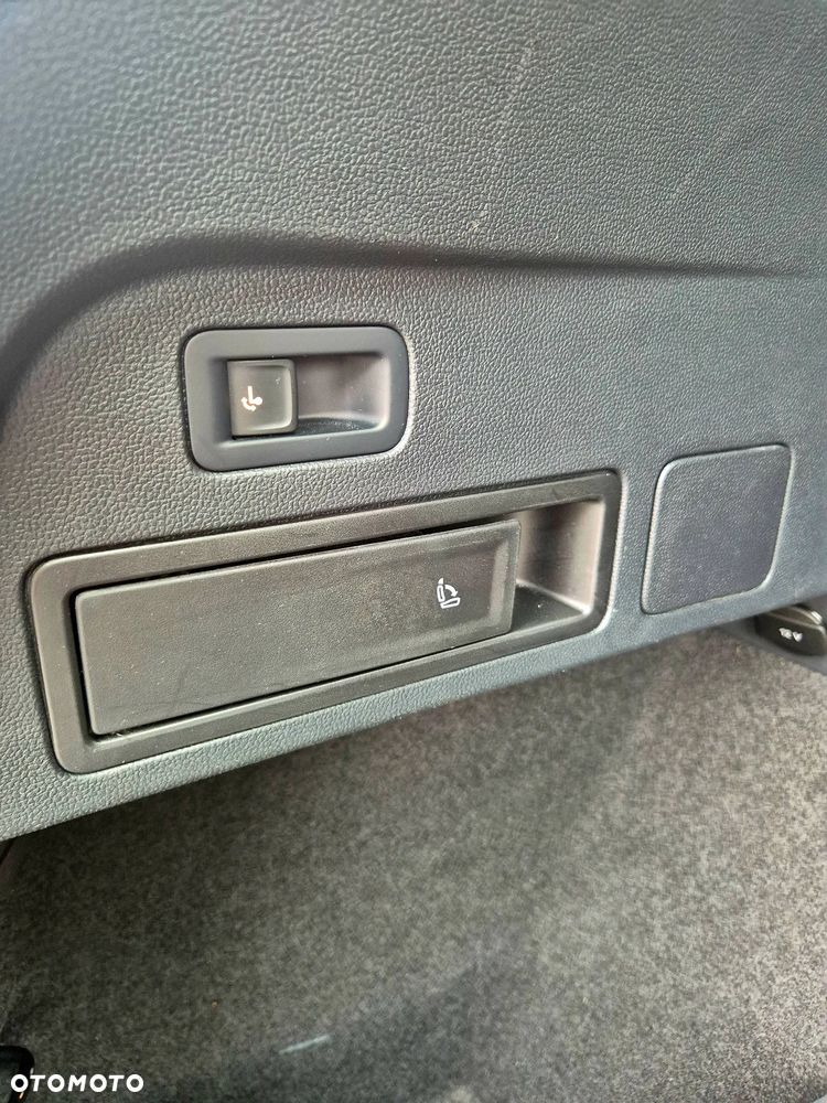 Volkswagen Tiguan Allspace - 23
