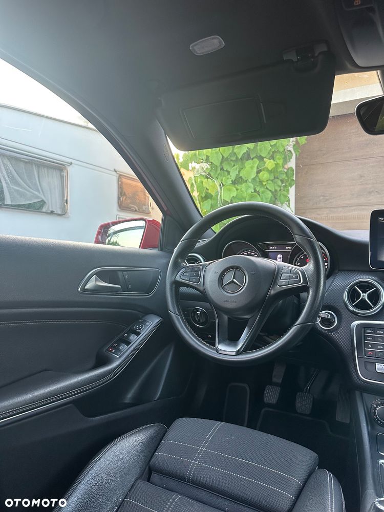 Mercedes-Benz Klasa A 180 Peak Edition - 27