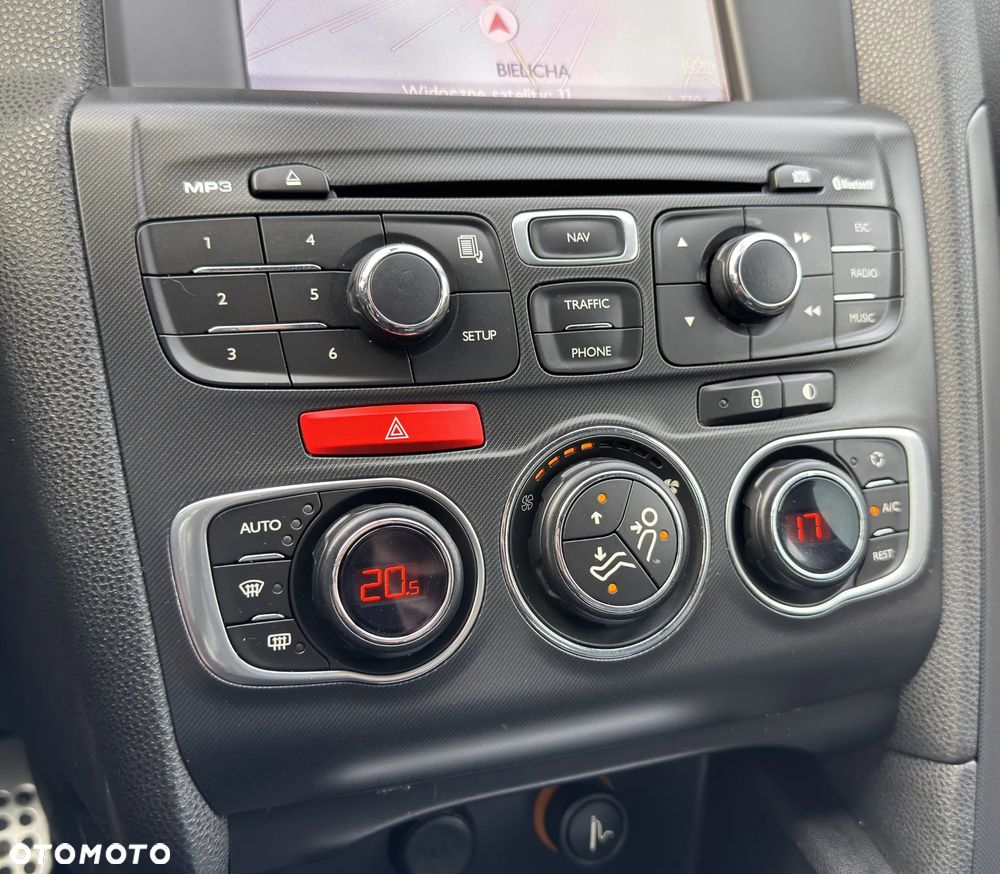 Citroën DS4 THP 200 SportChic - 23