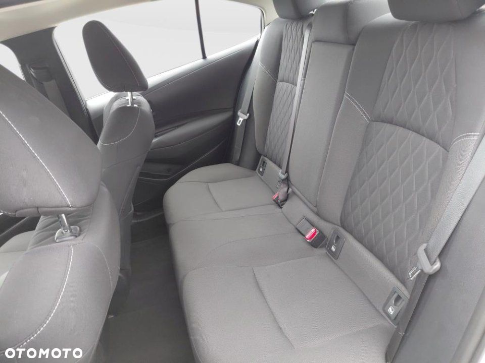 Toyota Corolla - 11