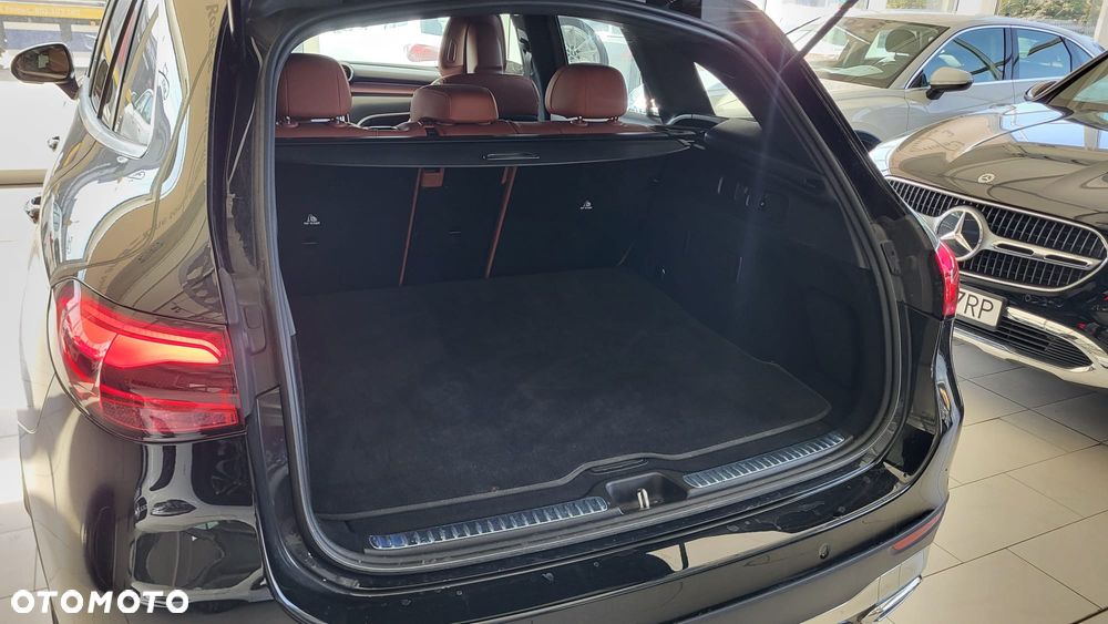 Mercedes-Benz GLC ver-200-4--matic - 6