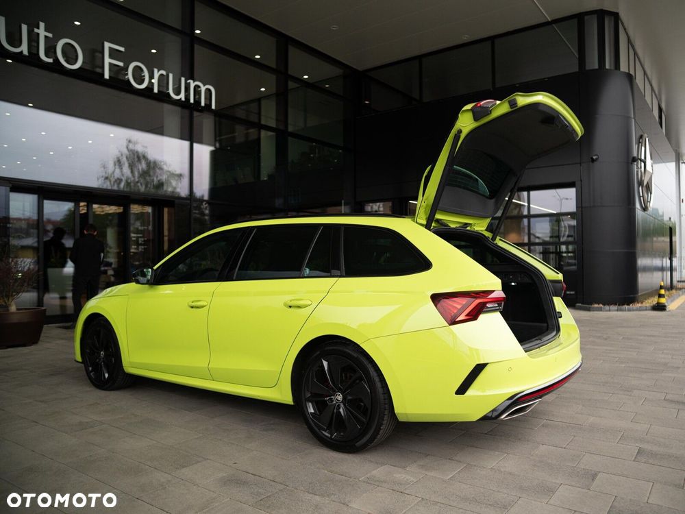 Skoda Octavia 2.0 TDI RS DSG - 33