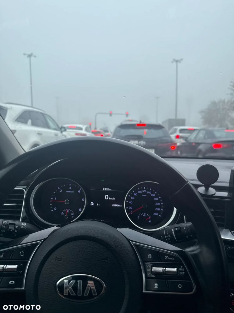 Kia Ceed Cee'd 1.6 CRDi L Business Line DCT - 11