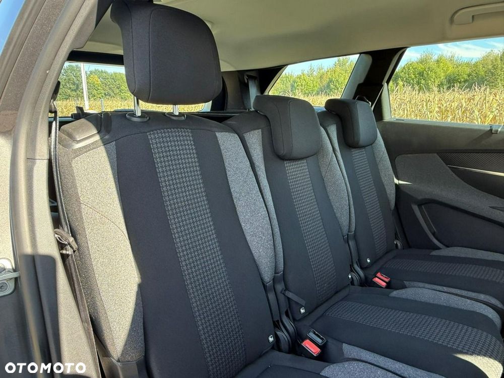 Peugeot 5008 1.5 BlueHDi Allure S&S - 23