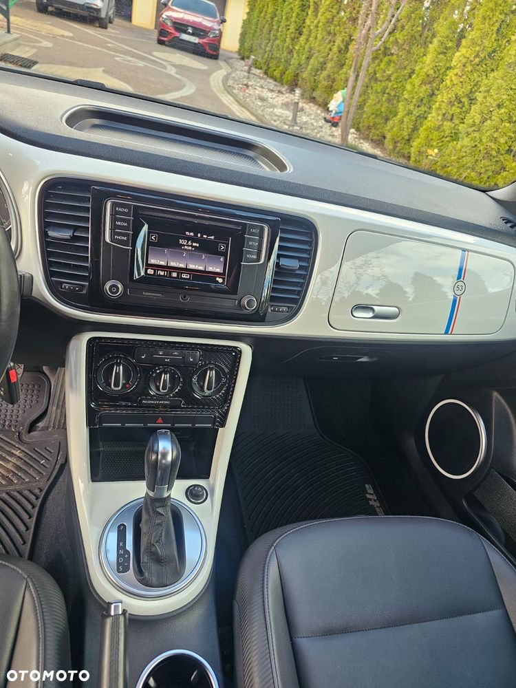 Volkswagen Beetle 2.0 TSI DSG Sport - 9