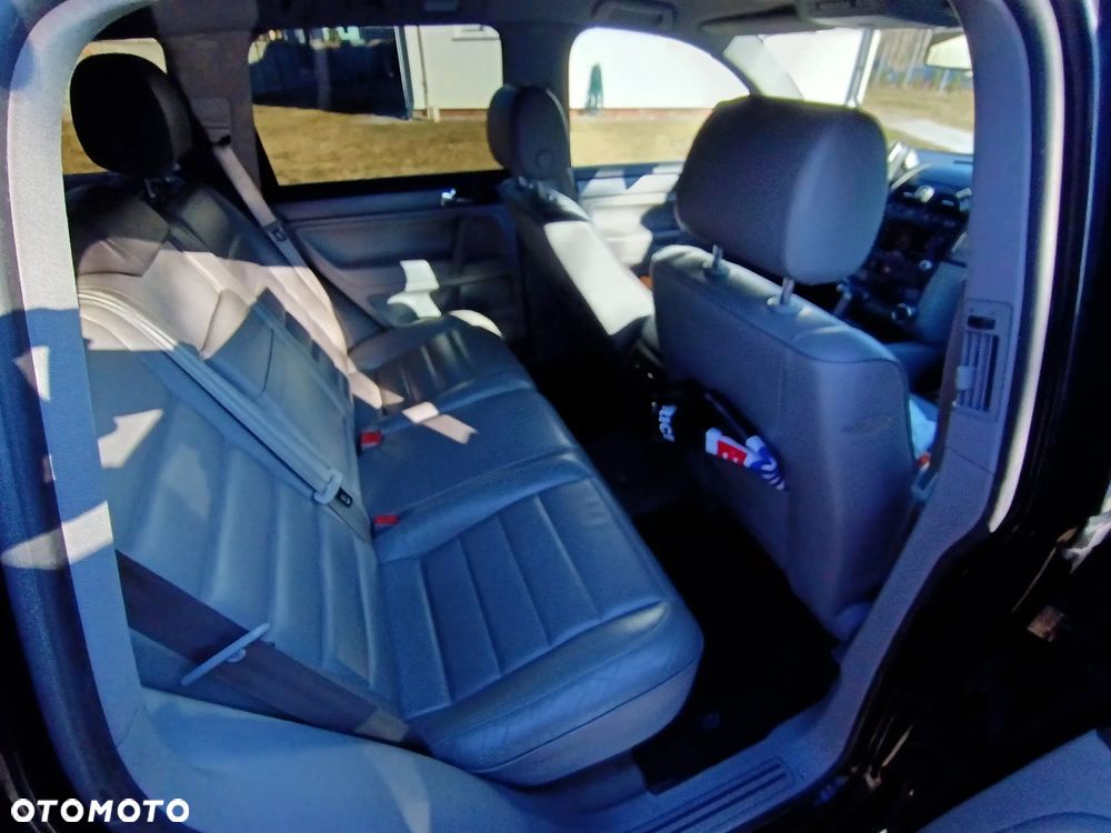 Volkswagen Touareg 3.2 V6 Tiptr - 19